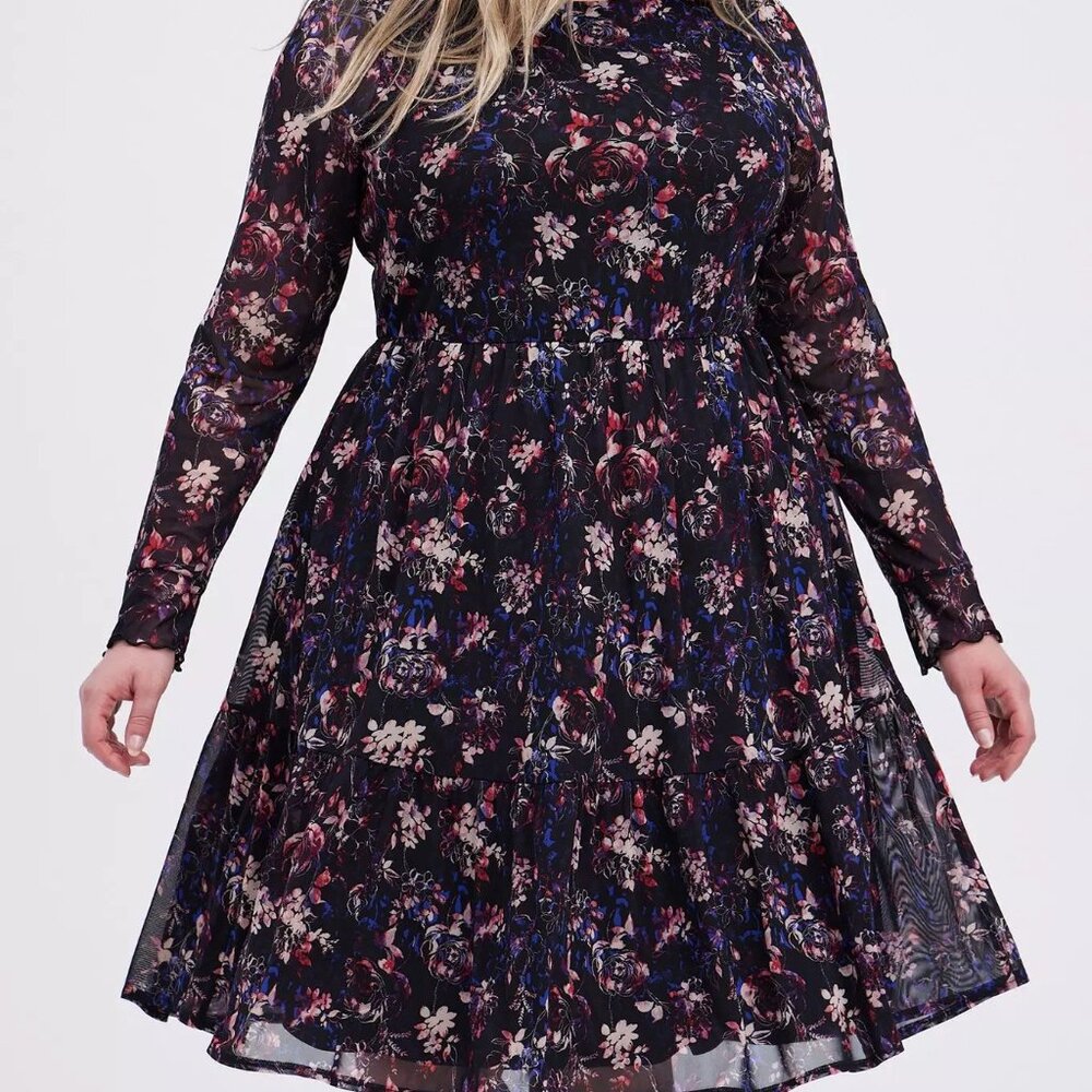 Torrid floral black dress sz 2 (18/20)